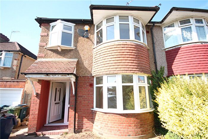 3 Bedroom End Of Terrace House To Rent In Worple Close, Harrow, HA2