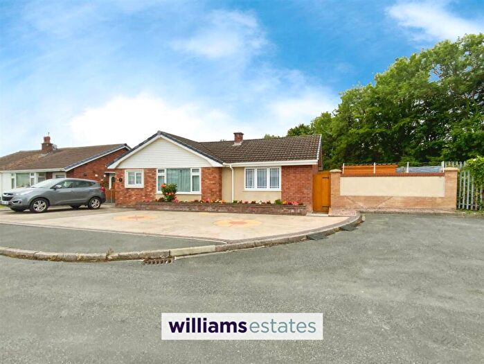3 Bedroom Detached Bungalow For Sale In Pensarn, Abergele, LL22