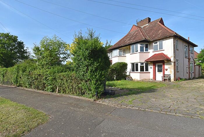 3 Bedroom Property For Sale In Underwood Road, Chingford, London., E4