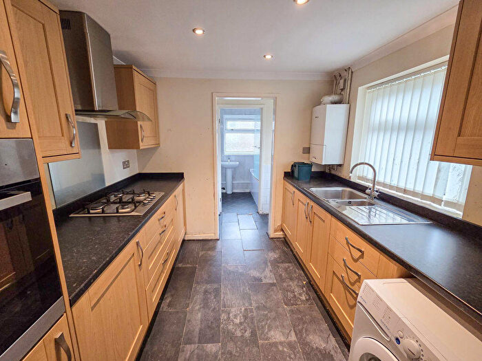 3 Bedroom Semi-Detached House For Sale In Hengoed Avenue, Hengoed, CF82