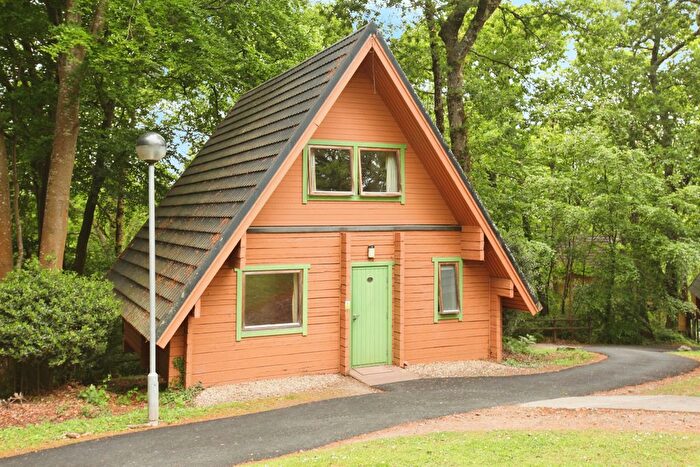 3 Bedroom Mobile/park Home For Sale In Finlake Holiday Park, Newton Abbot, TQ13