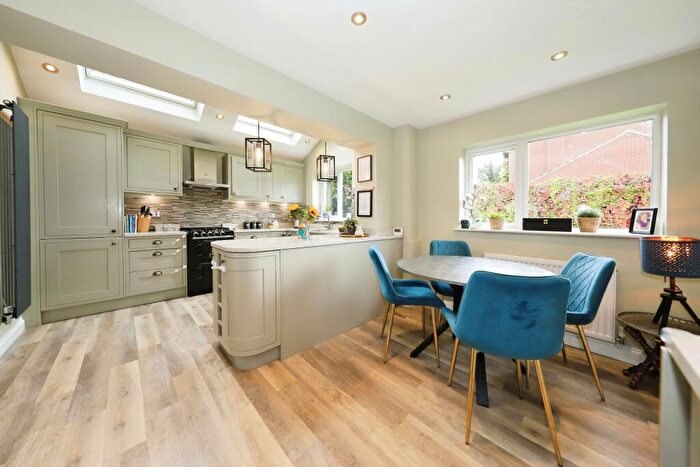 4 Bedroom Detached House For Sale In Park Close, Kinlet, DY12
