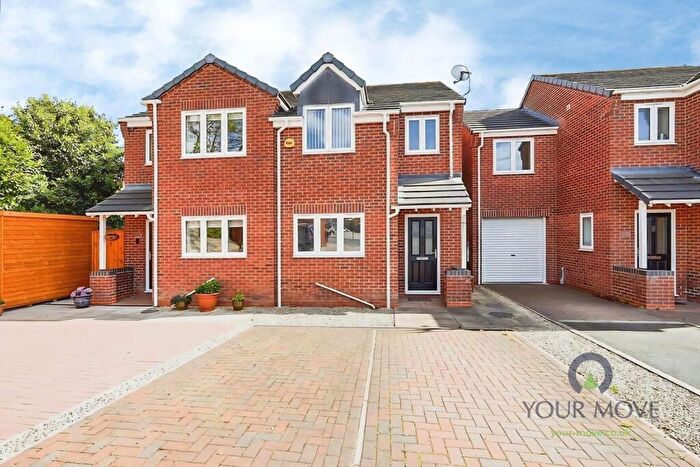 3 Bedroom Semi-Detached House For Sale In Pingle Place, Swadlincote, Derbyshire, DE11