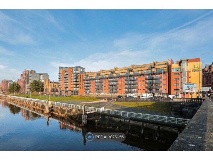 2 Bedroom Flat To Rent In Clyde Street, Glasgow, G1