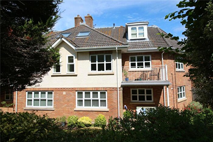 3 Bedroom Penthouse For Sale In Lavender Walk, Highlands Road, Barton On Sea, BH25