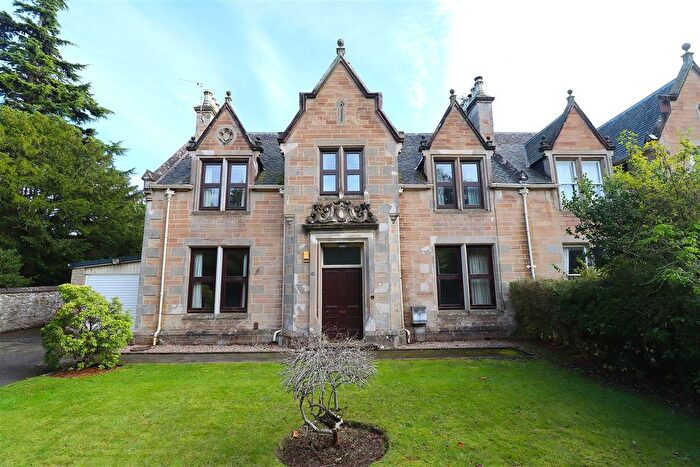 Semi-Detached House For Sale In Southside Road, Inverness, IV2