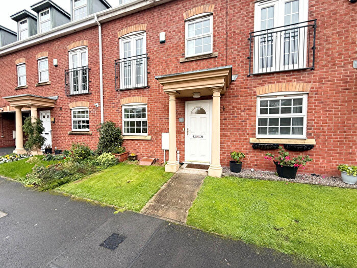 4 Bedroom Terraced House To Rent In Elmslie Gardens, Blackpool, Lancashire, FY3