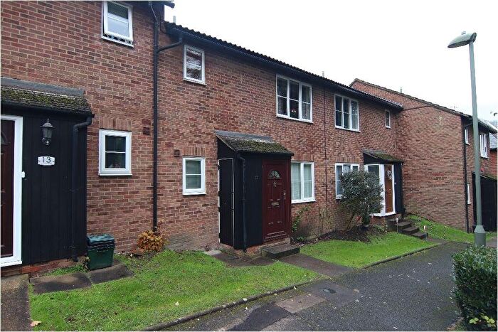 2 Bedroom Ground Maisonette To Rent In Badgers Copse, BR6