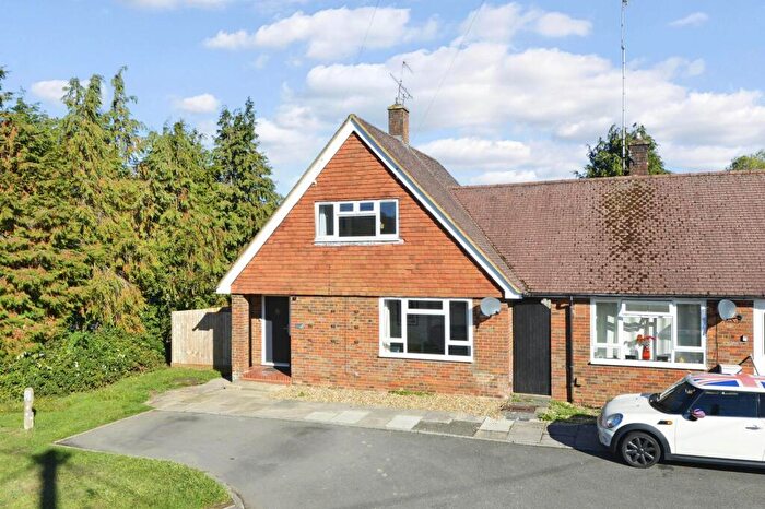 2 Bedroom Semi-Detached House For Sale In Woodside Road, Chiddingfold, GU8