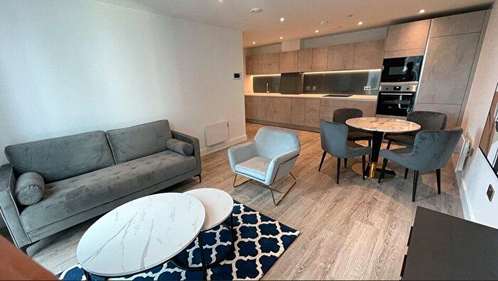 1 Bedroom Apartment To Rent In Silvercroft Street, Greater Manchester, M15