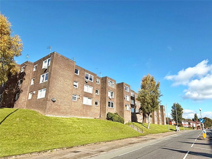 2 Bedroom Flat For Sale In Nowell Court, Middleton, Manchester, M24