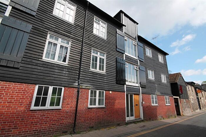 1 Bedroom Flat To Rent In Sterling Court, Pound Lane, Canterbury, CT1
