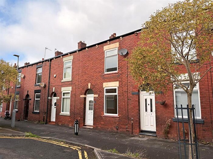 2 Bedroom Terraced House To Rent In Field Street, Droylsden, M43