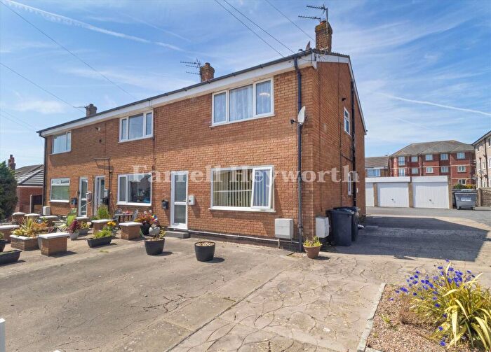 2 Bedroom Flat For Sale In Westbourne Court, Knott End On Sea, Poulton Le Fylde, FY6
