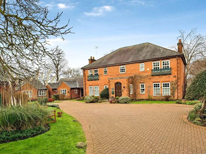 2 Bedroom Retirement Property For Sale In Grange Lane, Thurnby, LE7