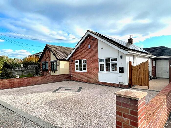 2 Bedroom Detached Bungalow For Sale In Grove Road, West Huntspill, TA9