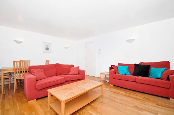 2 Bedroom Flat To Rent In Naylor Building, Adler Street, London, E1