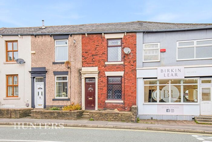 2 Bedroom Terraced House For Sale In Featherstall Road, Littleborough, OL15