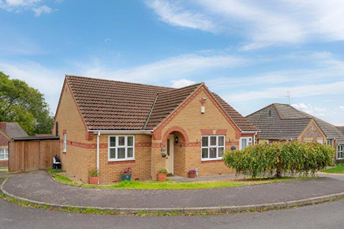 3 Bedroom Detached Bungalow For Sale In Baggaley Drive, Horncastle, LN9