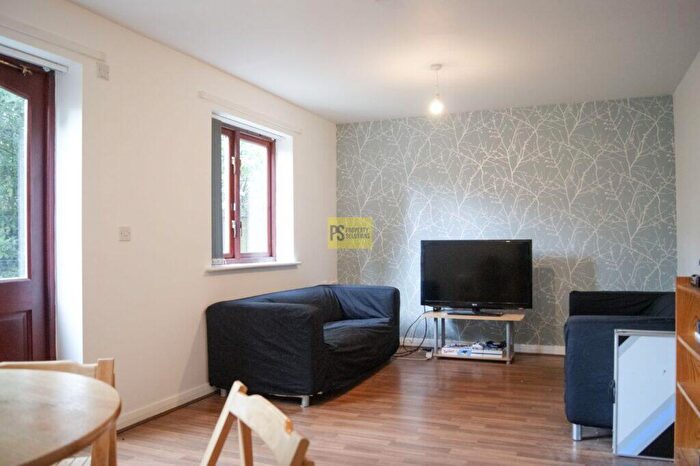 3 Bedroom Terraced House To Rent In Denby Close, Birmingham, B7