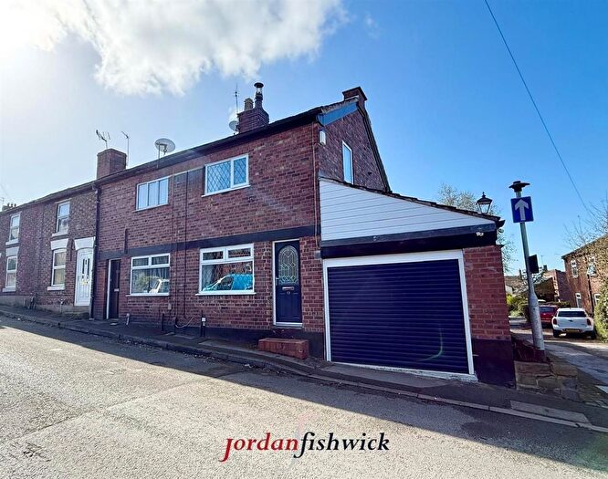 2 Bedroom End Of Terrace House For Sale In Brookfield Lane, Macclesfield, SK11