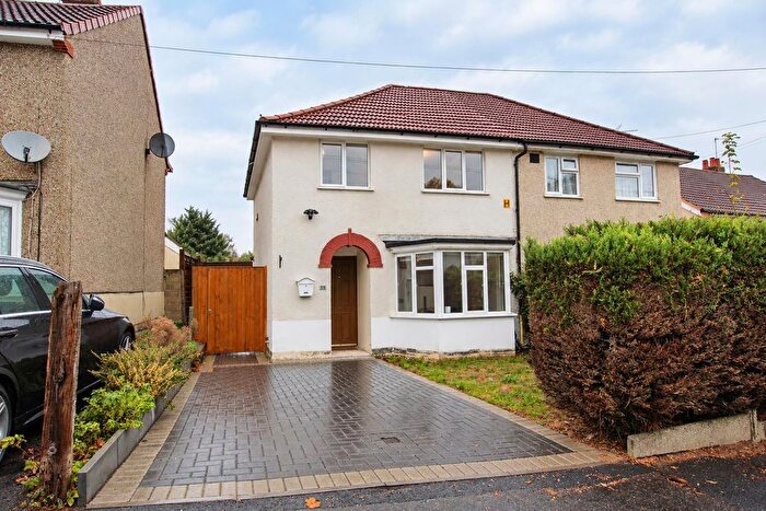 3 Bedroom Semi-Detached House To Rent In Bramshaw Road, Tilehurst, Reading, RG30