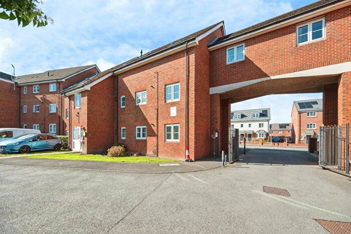 2 Bedroom Flat For Sale In Kellner Gardens, Oldbury, B69