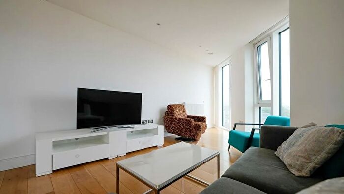 2 Bedroom Flat To Rent In Sky View Tower, E15