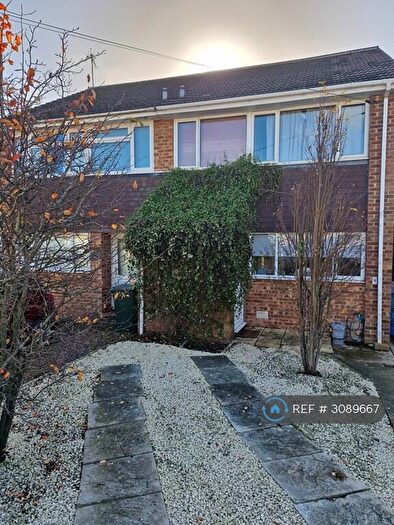 3 Bedroom Semi-Detached House To Rent In Austin Drive, Banbury, OX16