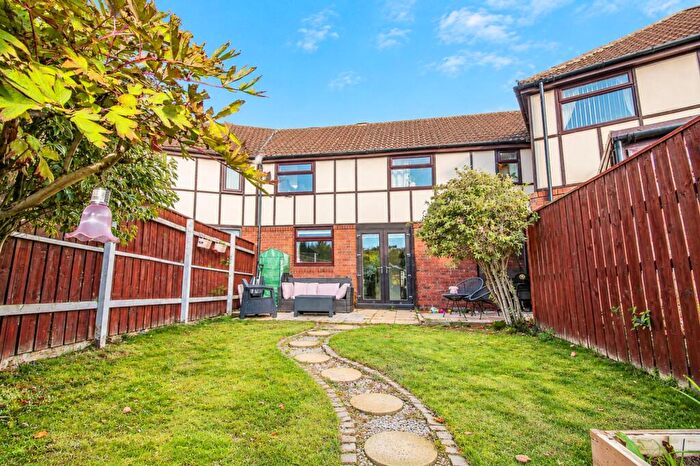 3 Bedroom Terraced House For Sale In Kestrel Close, Washington, NE38