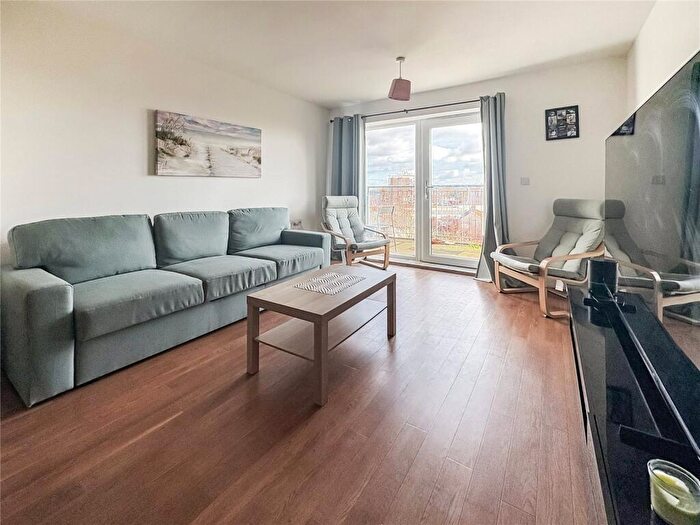 1 Bedroom Apartment For Sale In Maxwell Road, Romford, RM7