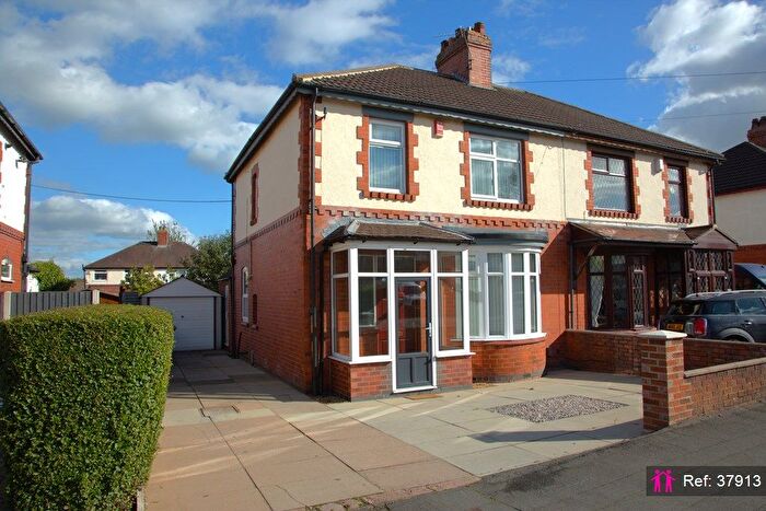 3 Bedroom Semi-Detached House For Sale In Blurton Road, Stoke-On-Trent, ST3