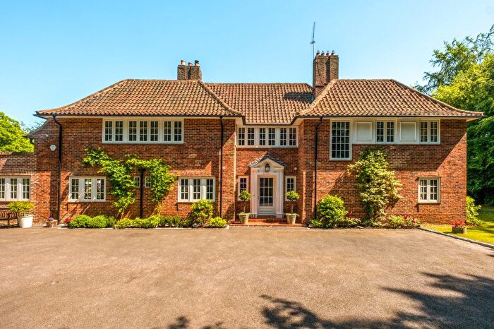 5 Bedroom Detached House For Sale In Brasted Chart, Westerham, Kent, TN16