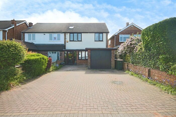 4 Bedroom Semi-Detached House For Sale In Browns Lane, Allesley, Coventry, CV5