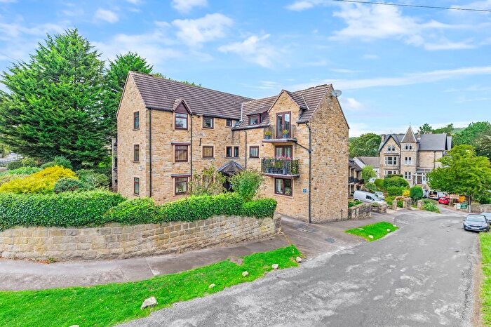2 Bedroom Flat For Sale In Stourton Road, Ilkley, West Yorkshire, LS29