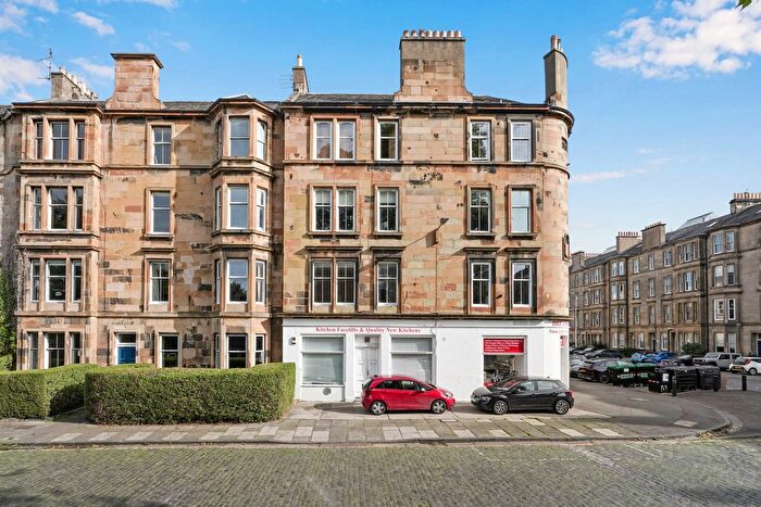 3 Bedroom Flat For Sale In / East London Street, Edinburgh, EH7