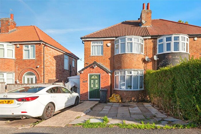 3 Bedroom Semi-Detached House For Sale In Cardinals Walk, Humberstone, Leicester, LE5