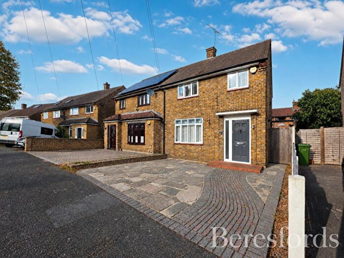 3 Bedroom Semi-Detached House For Sale In Wickford Drive, Romford, RM3