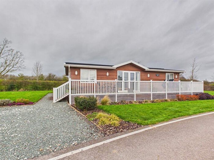 3 Bedroom Property For Sale In Mercia Marina, Willington, DE65