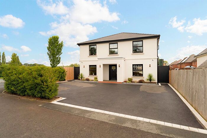 4 Bedroom Detached House For Sale In Wilmere Lane, Widnes, WA8