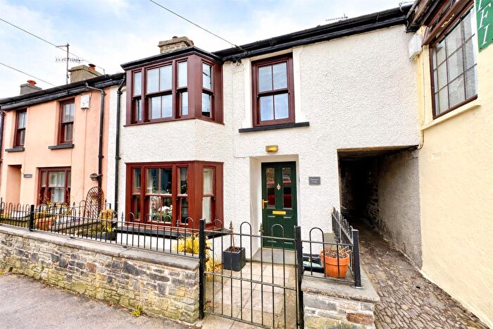 3 Bedroom Terraced House For Sale In Chapel Street, Tregaron, SY25