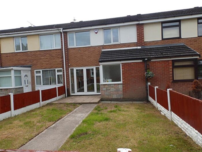3 Bedroom Town House To Rent In Capenhurst Lane, Ellesmere Port, Cheshire, CH65