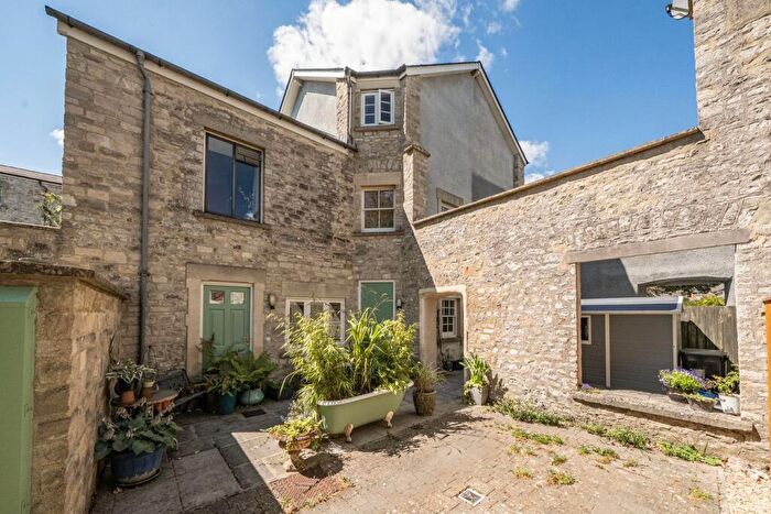 3 Bedroom End Of Terrace House For Sale In West End Court, Shepton Mallet, BA4