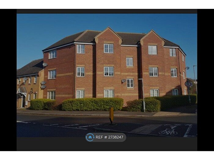 2 Bedroom Flat To Rent In Mayflower Road, Grays, RM16