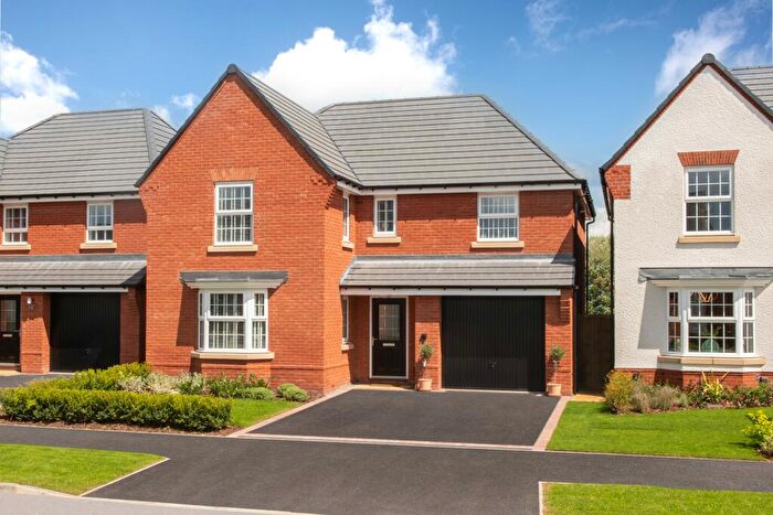 4 Bedroom Detached House For Sale In Walton Road, Drakelow, DE15