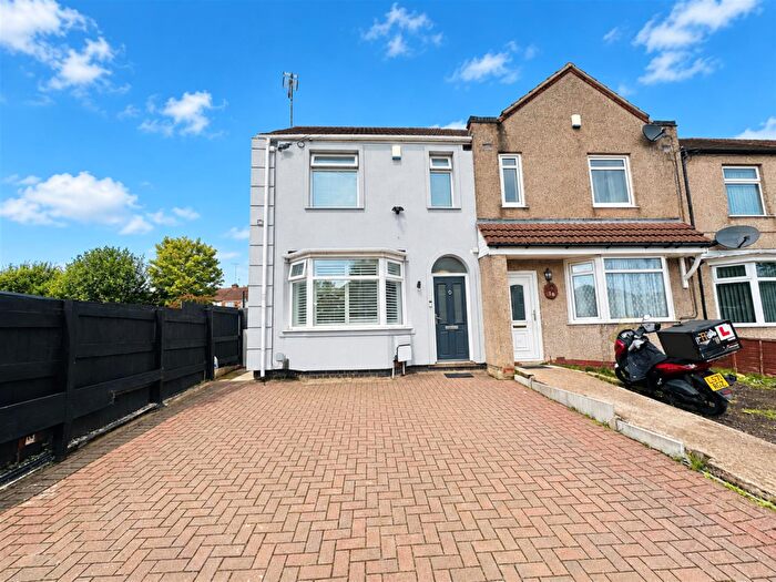 4 Bedroom End Of Terrace House For Sale In Warden Road, Coventry * Four Bedrooms *, CV6