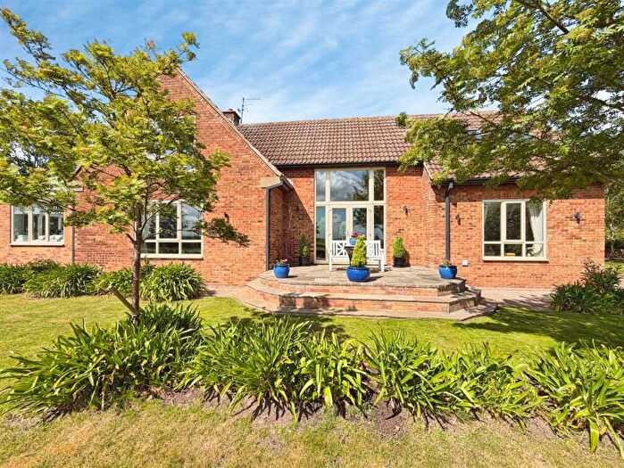 3 Bedroom Detached House For Sale In Harwell, Doncaster, DN10