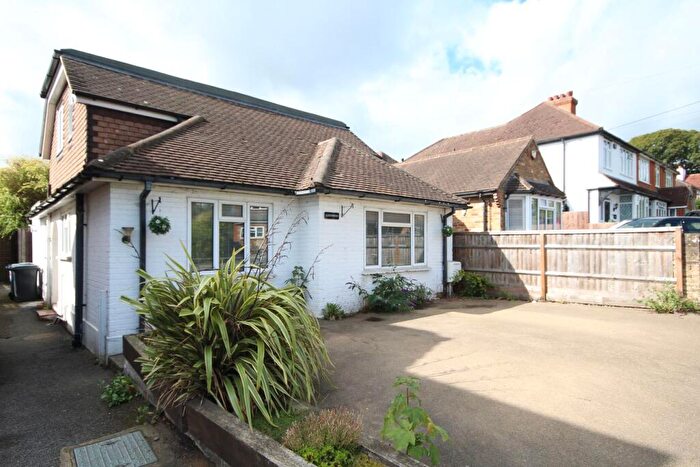 4 Bedroom Detached House To Rent In Nicol Road, Chalfont St Peter, SL9