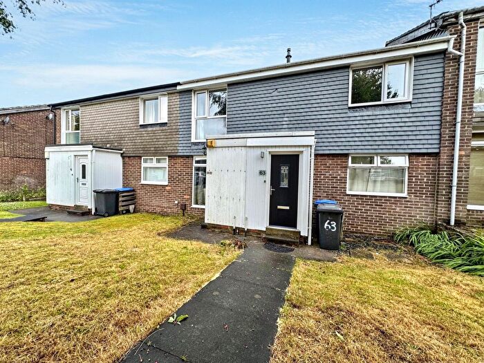 2 Bedroom Flat For Sale In Middleham Close, Ouston, Chester Le Street, DH2