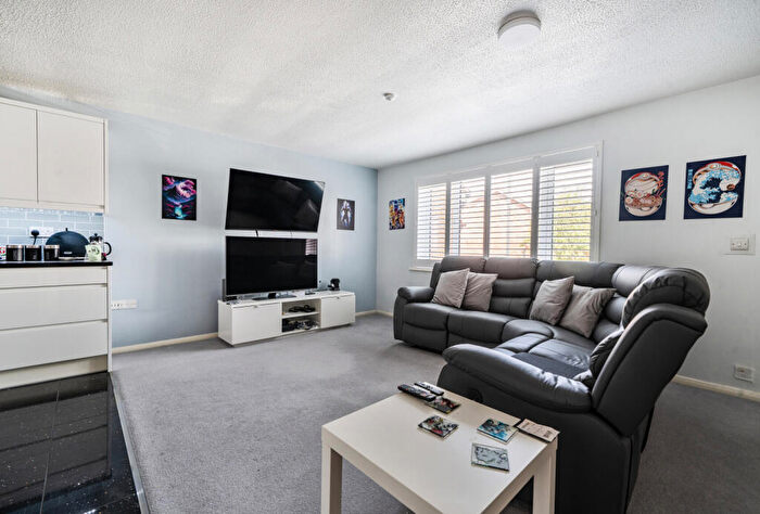 2 Bedroom Apartment For Sale In Chedworth, Yate, Bristol, Gloucestershire, BS37